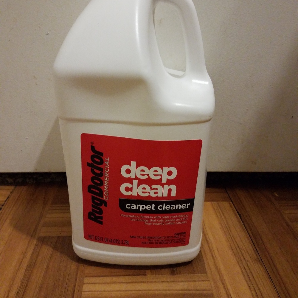 NEW Rug Doctor commercial carpet shampoo 128oz